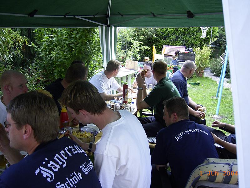 up040357.JPG - Unicode